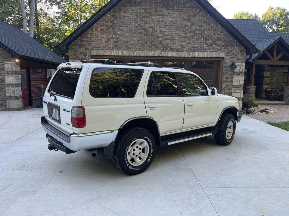 1999 Toyota 4Runner 3rd Gen - Image 10 of 31