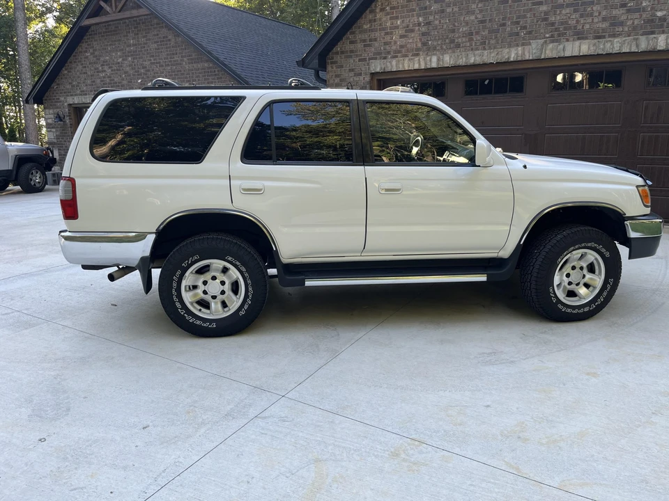 1999 Toyota 4Runner 3rd Gen - Image 9 of 31