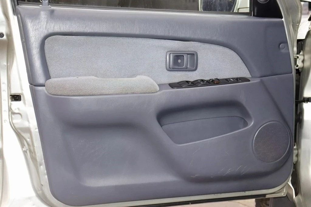 1999 Toyota 4Runner 3rd Gen - Image 11 of 21