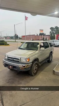 1999 Toyota 4Runner SR5 Premium Sport Utility 4D