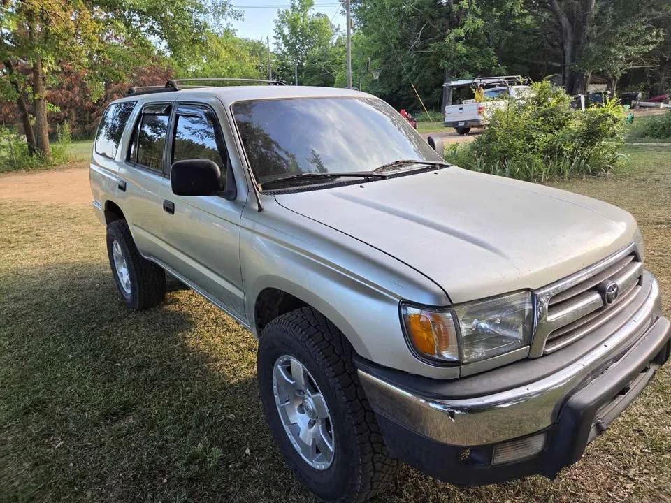 1999 Toyota 4Runner 3rd Gen - Image 2 of 10