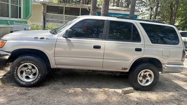 1999 Toyota 4Runner SR5 Sport Utility 2D