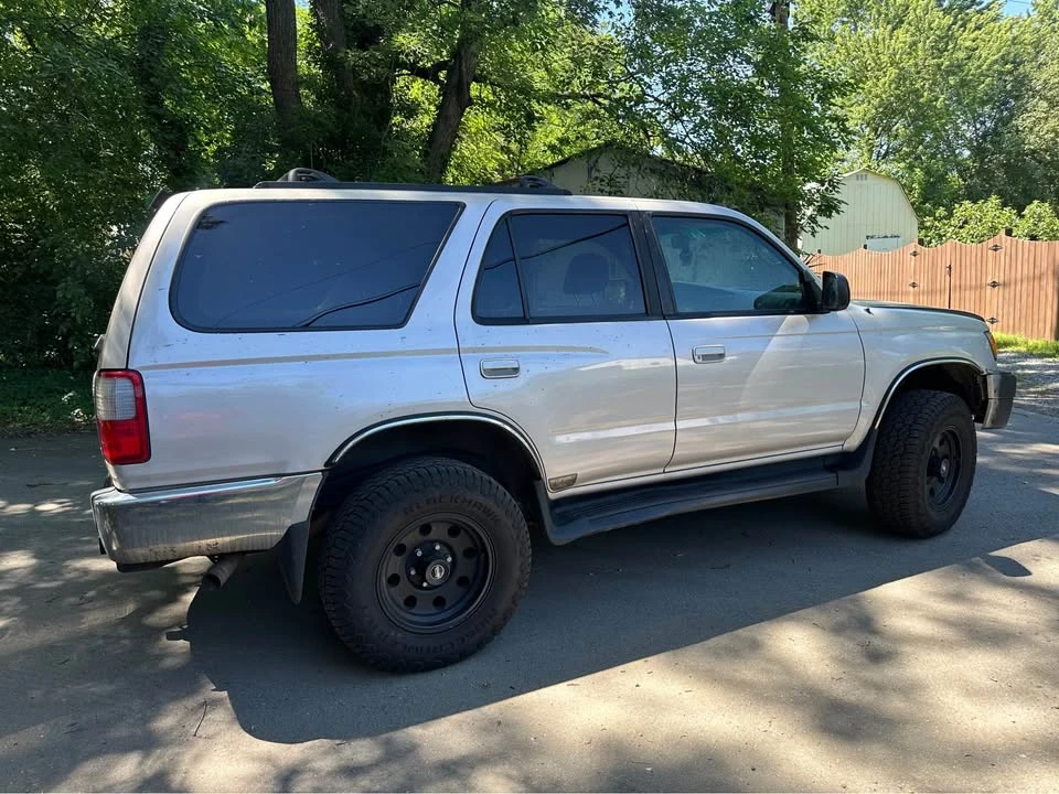 1999 Toyota 4Runner 3rd Gen - Image 2 of 20