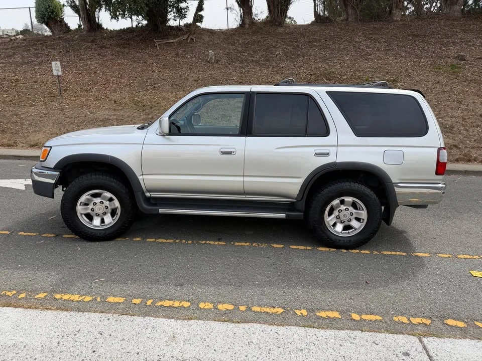 1999 Toyota 4Runner 3rd Gen - Image 2 of 11