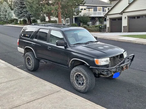 1999 Toyota 4Runner SR5 Sport Utility 4D