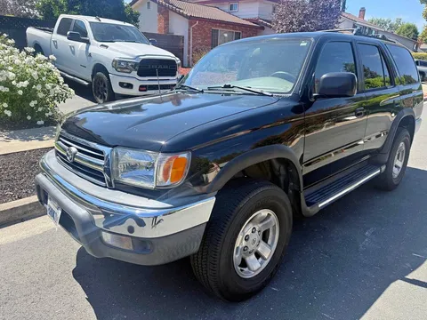 1999 Toyota 4Runner SR5