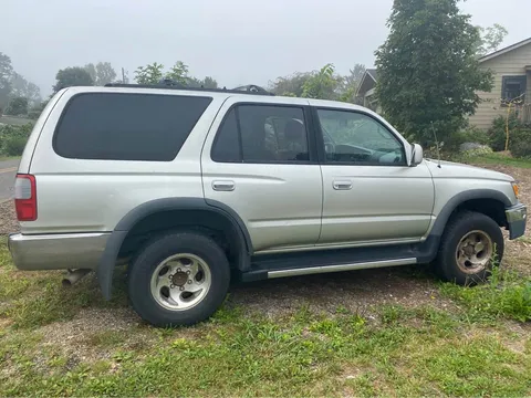 1999 Toyota 4Runner SR5 Sport Utility 4D