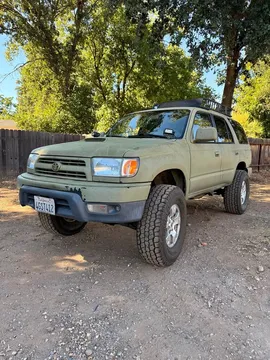 1999 Toyota 4Runner SR5 Sport Utility 4D