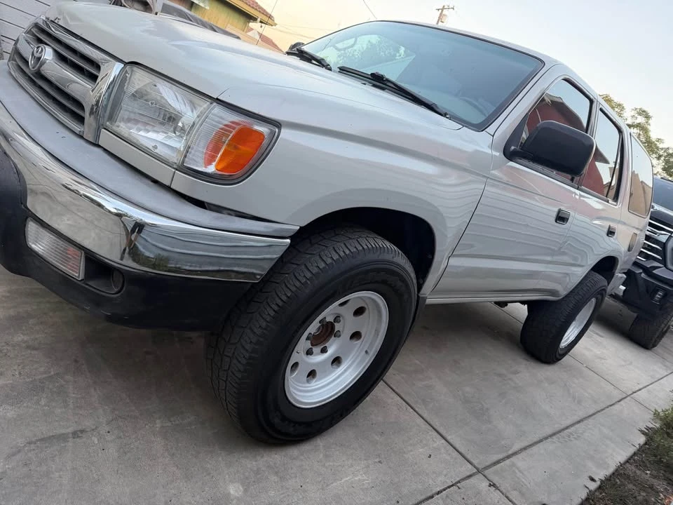 1999 Toyota 4Runner 3rd Gen - Image 2 of 10