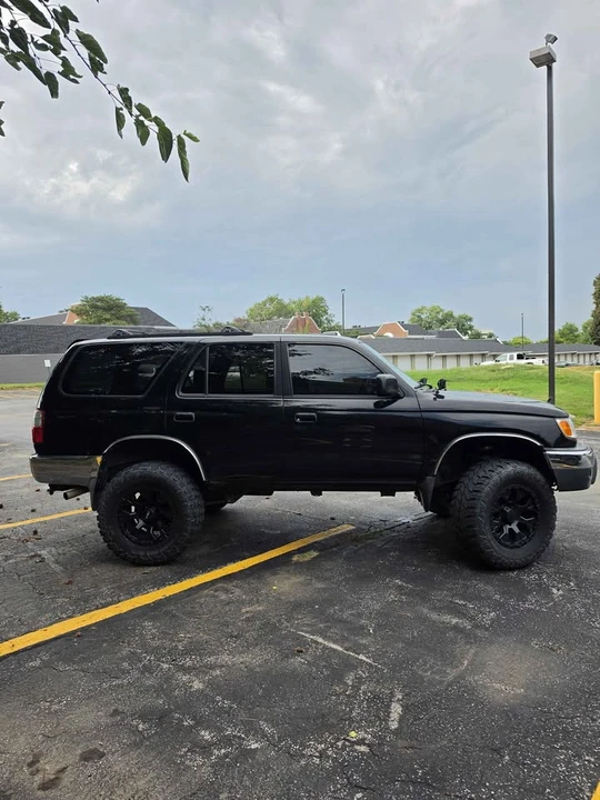 1999 Toyota 4Runner 3rd Gen - Image 4 of 8