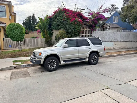 1999 Toyota 4Runner SR5 Sport Utility 4D