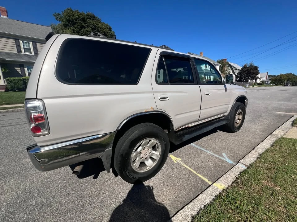 1999 Toyota 4Runner 3rd Gen - Image 4 of 17