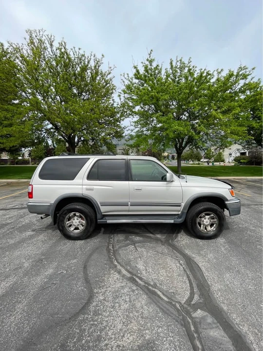 1999 Toyota 4Runner 3rd Gen - Image 2 of 12