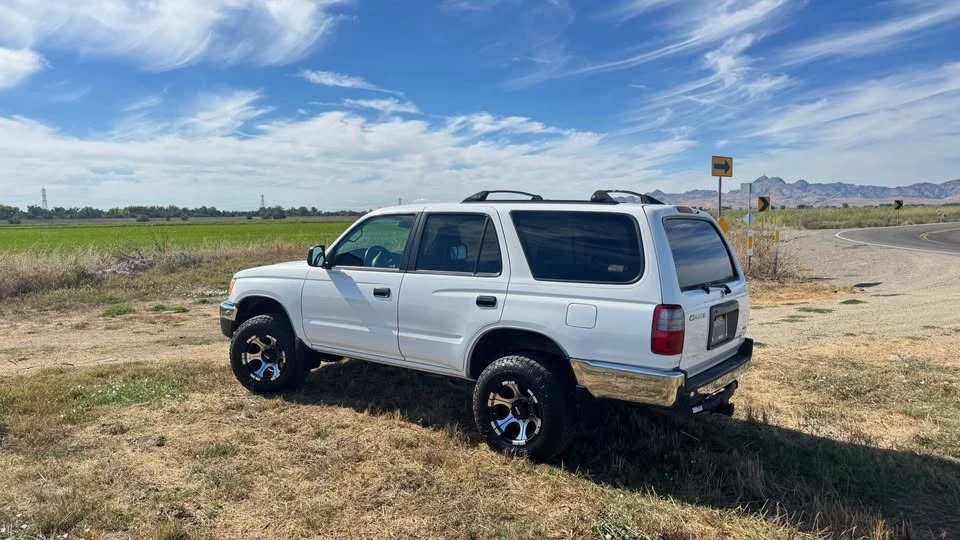 1999 Toyota 4Runner 3rd Gen - Image 2 of 11