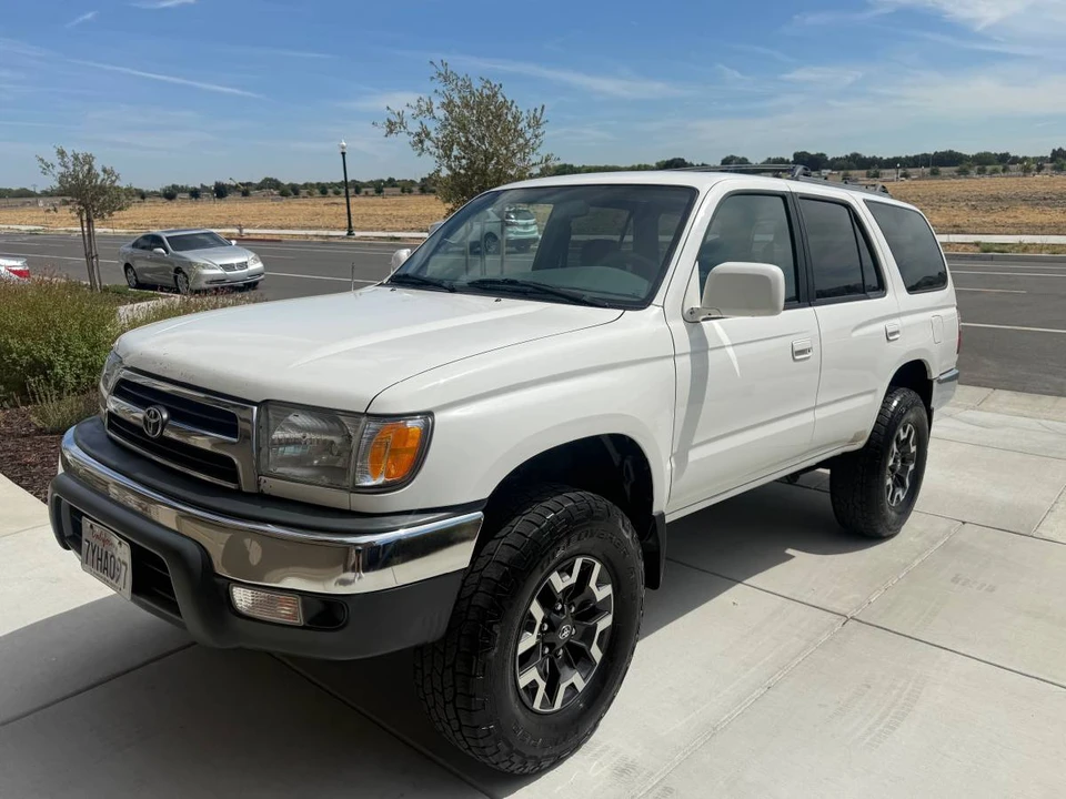 1999 Toyota 4Runner 3rd Gen - Image 4 of 24