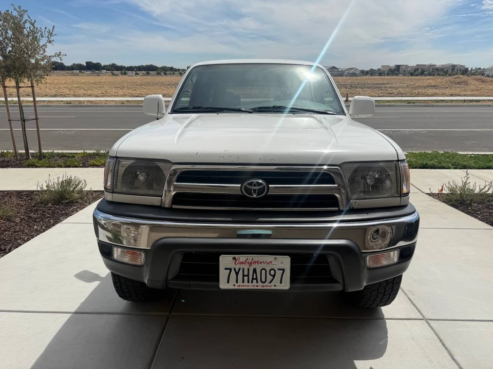 1999 Toyota 4Runner 3rd Gen - Image 2 of 24