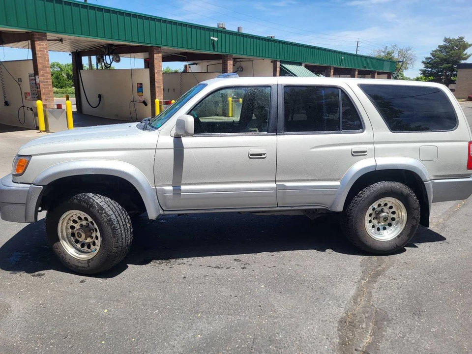 1999 Toyota 4Runner 3rd Gen - Image 4 of 11