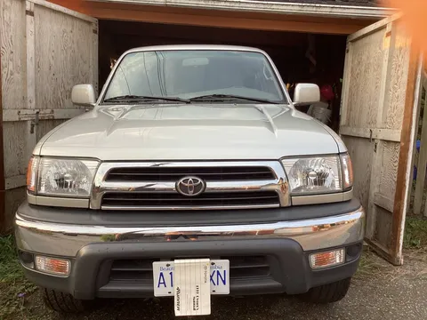 1999 Toyota 4Runner SR5