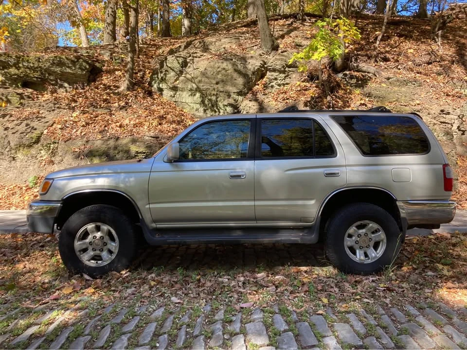 1999 Toyota 4Runner 3rd Gen - Image 4 of 17
