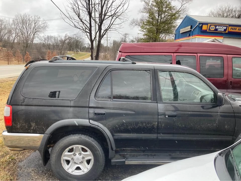 1999 Toyota 4Runner 3rd Gen - Image 2 of 3
