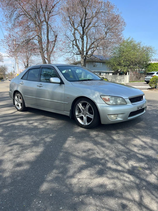 1999 Toyota - Image 18 of 31