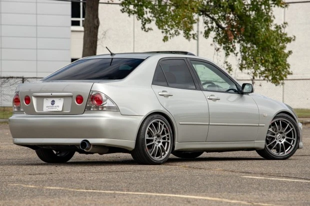 1999 Lexus IS 1st Gen - Image 2 of 7