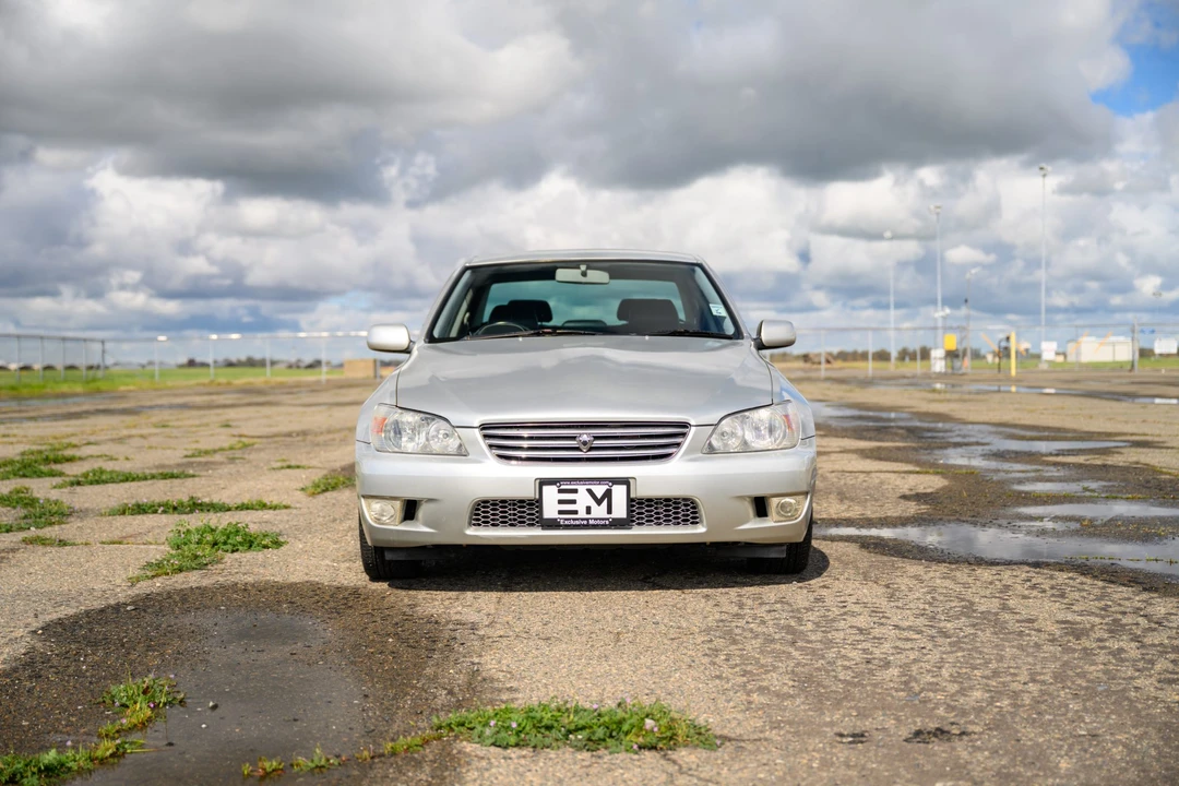 1999 Lexus IS 1st Gen - Image 21 of 31