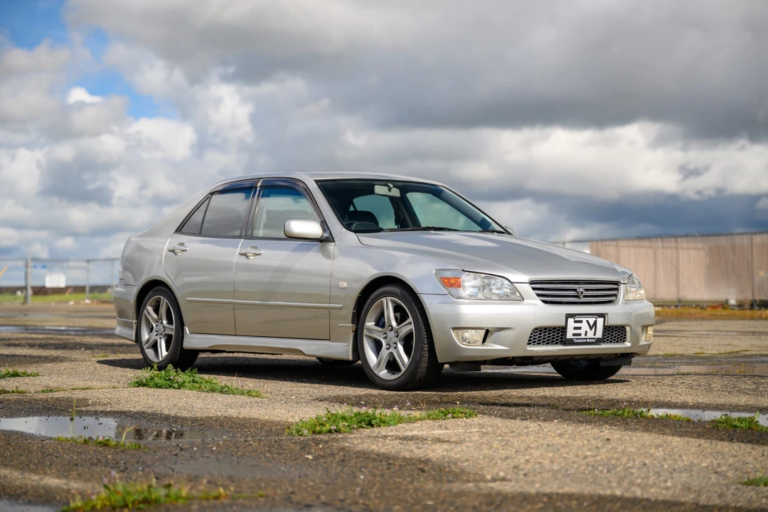 1999 Lexus IS 1st Gen - Image 18 of 31