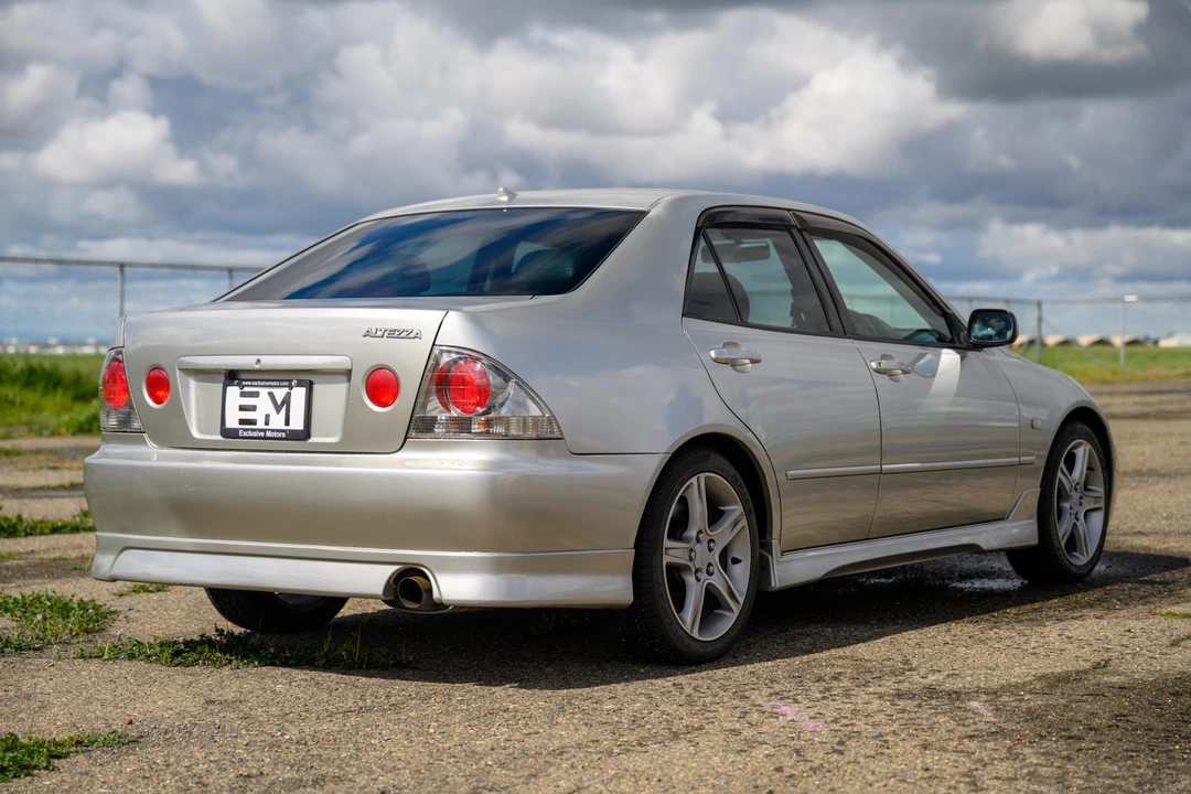 1999 Lexus IS 1st Gen - Image 14 of 31