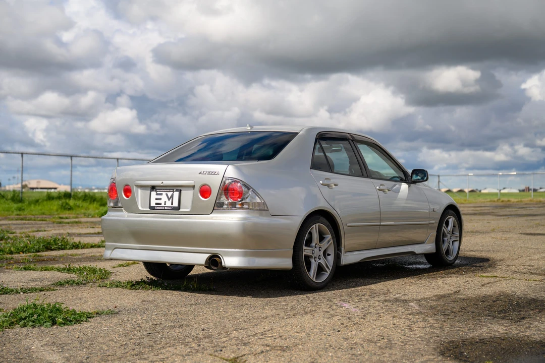 1999 Lexus IS 1st Gen - Image 13 of 31