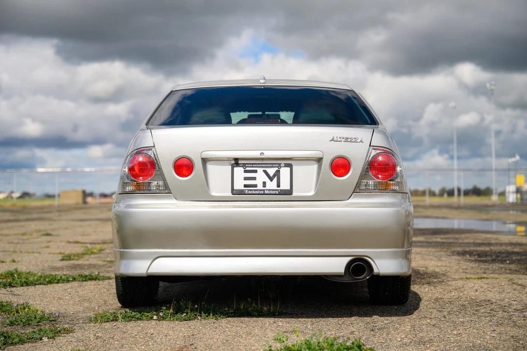 1999 Lexus IS 1st Gen - Image 10 of 31