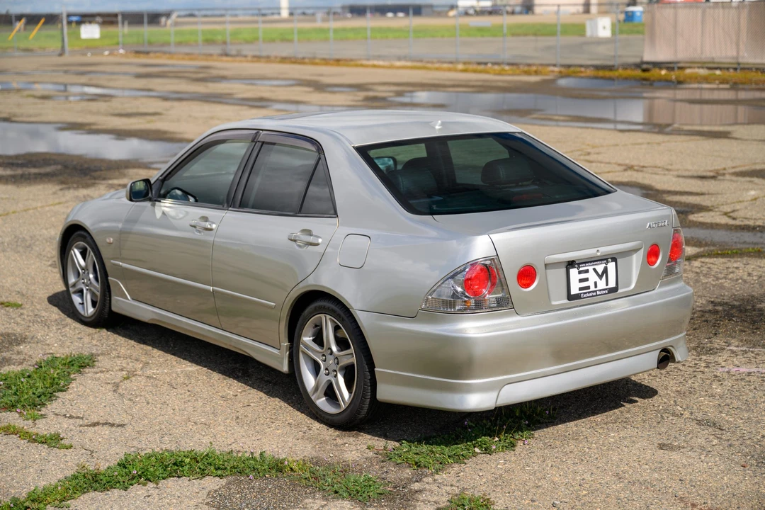 1999 Lexus IS 1st Gen - Image 5 of 31