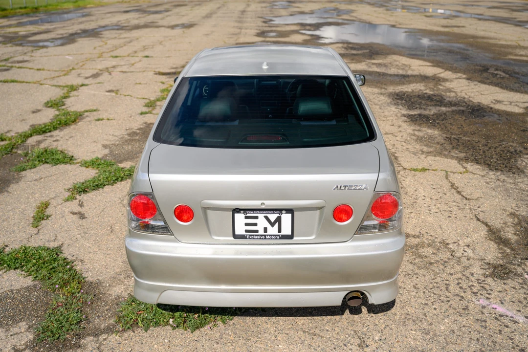 1999 Lexus IS 1st Gen - Image 11 of 31