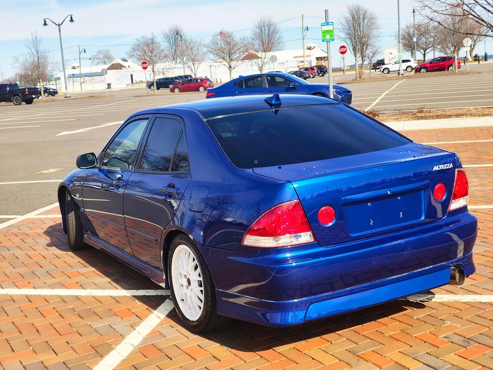1999 Toyota - Image 12 of 31
