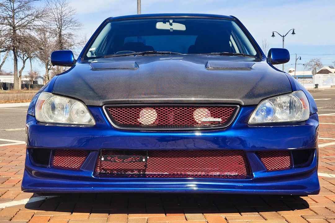 1999 Toyota - Image 2 of 31