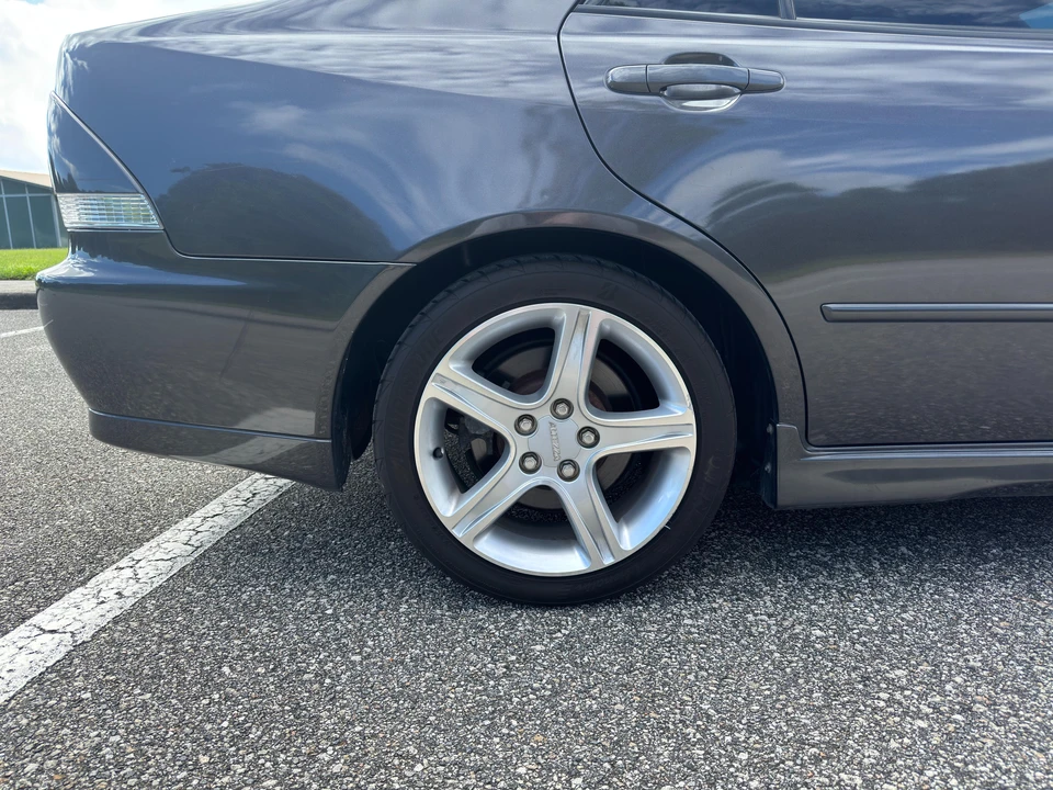 1999 Toyota - Image 22 of 31