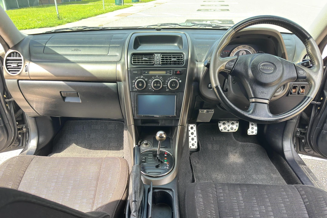 1999 Toyota - Image 24 of 31
