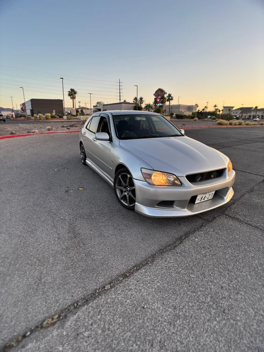 1999 Toyota - Image 12 of 31