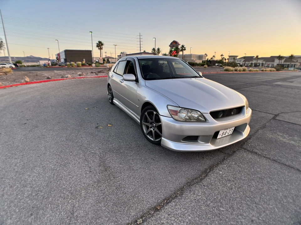 1999 Toyota - Image 11 of 31