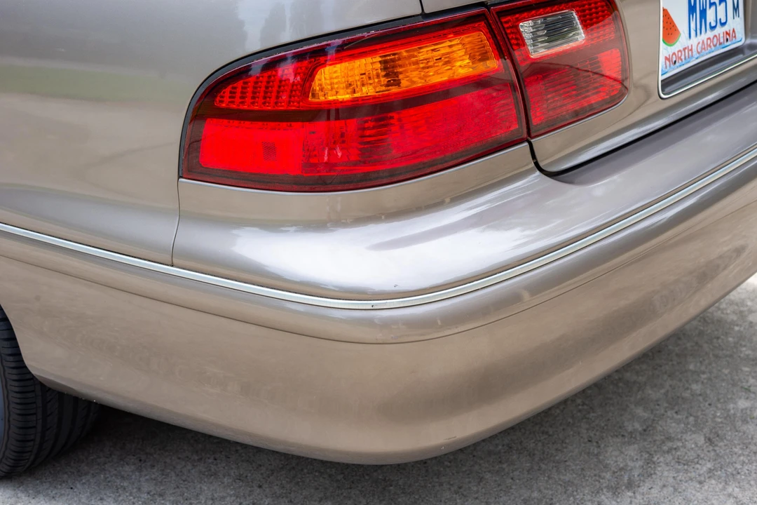1999 Toyota Avalon 1st Gen - Image 28 of 31