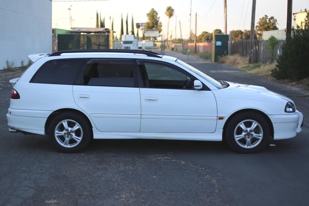 1999 Toyota Caldina 3rd Gen - Image 3 of 5