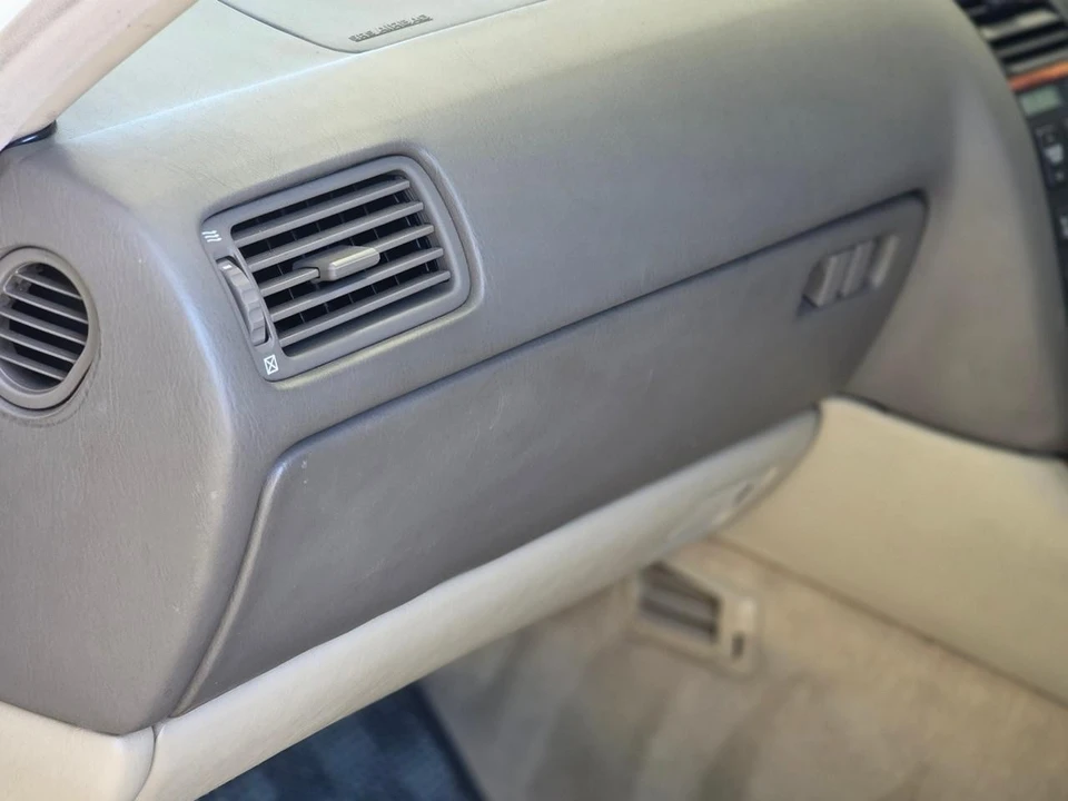 1999 Toyota Celsior 2nd Gen - Image 29 of 31