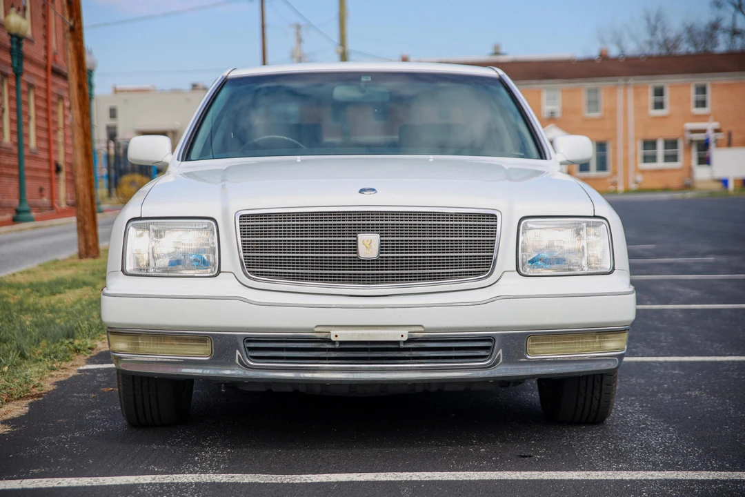 1999 Toyota Century 2nd Gen - Image 2 of 31