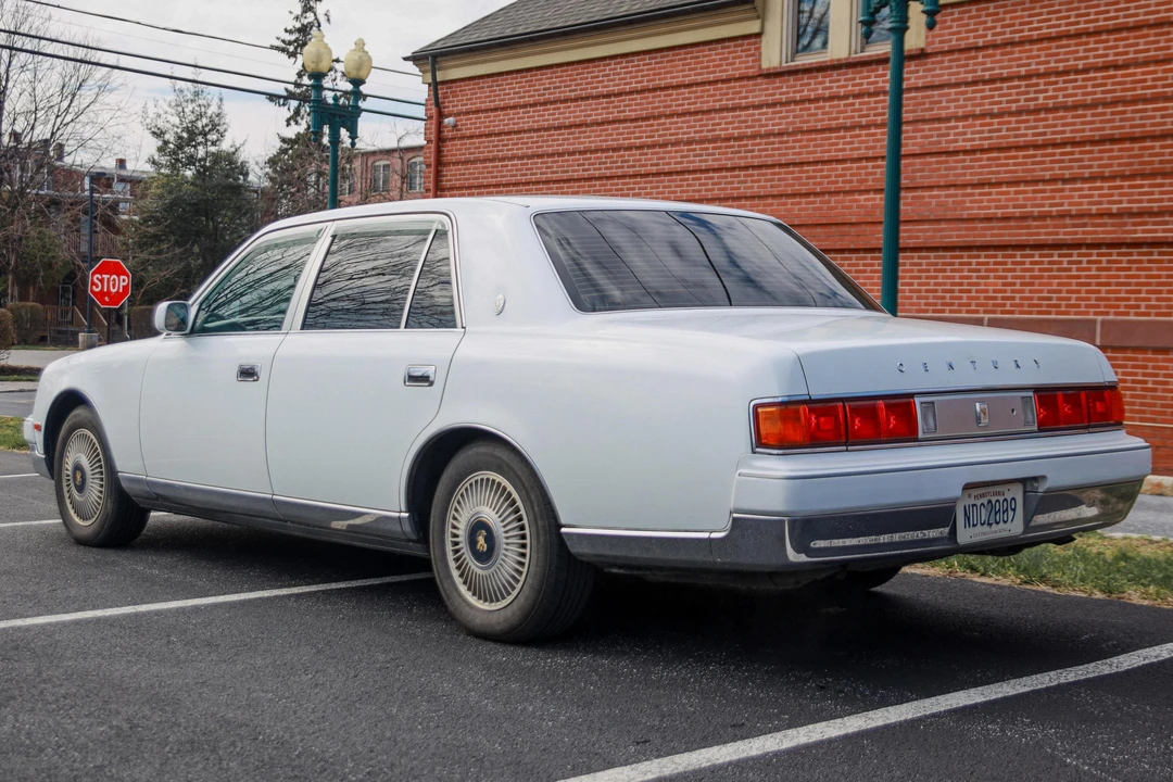 1999 Toyota Century 2nd Gen - Image 4 of 31