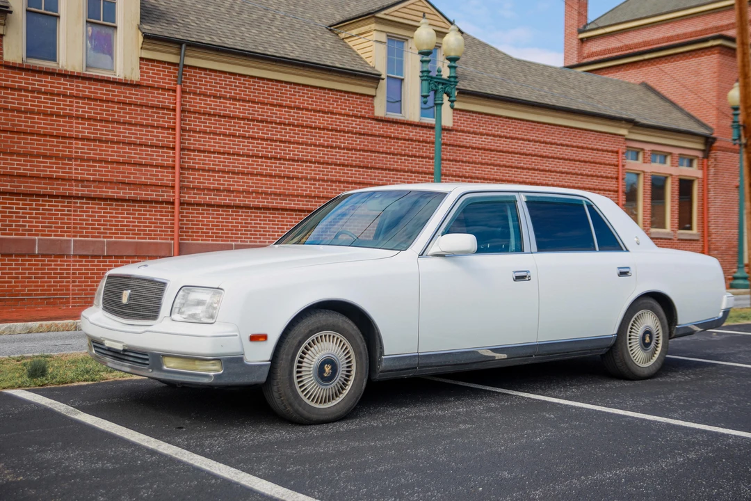 1999 Toyota Century 2nd Gen - Image 10 of 31