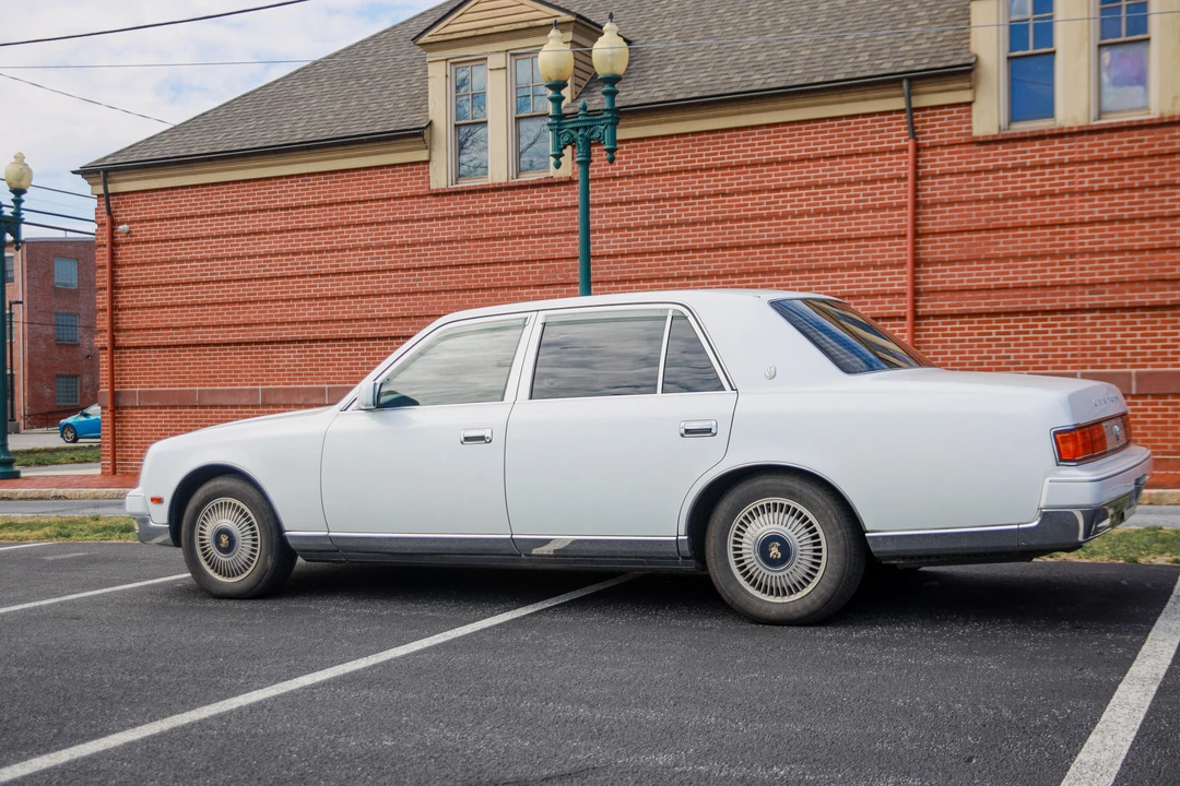 1999 Toyota Century 2nd Gen - Image 14 of 31