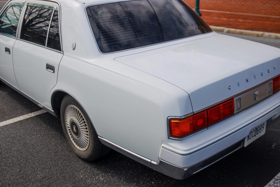 1999 Toyota Century 2nd Gen - Image 28 of 31