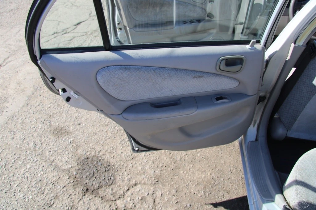 1999 Toyota Corolla 8th Gen - Image 18 of 21