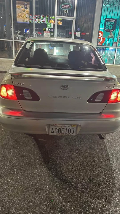 1999 Toyota Corolla - Image 3 of 4