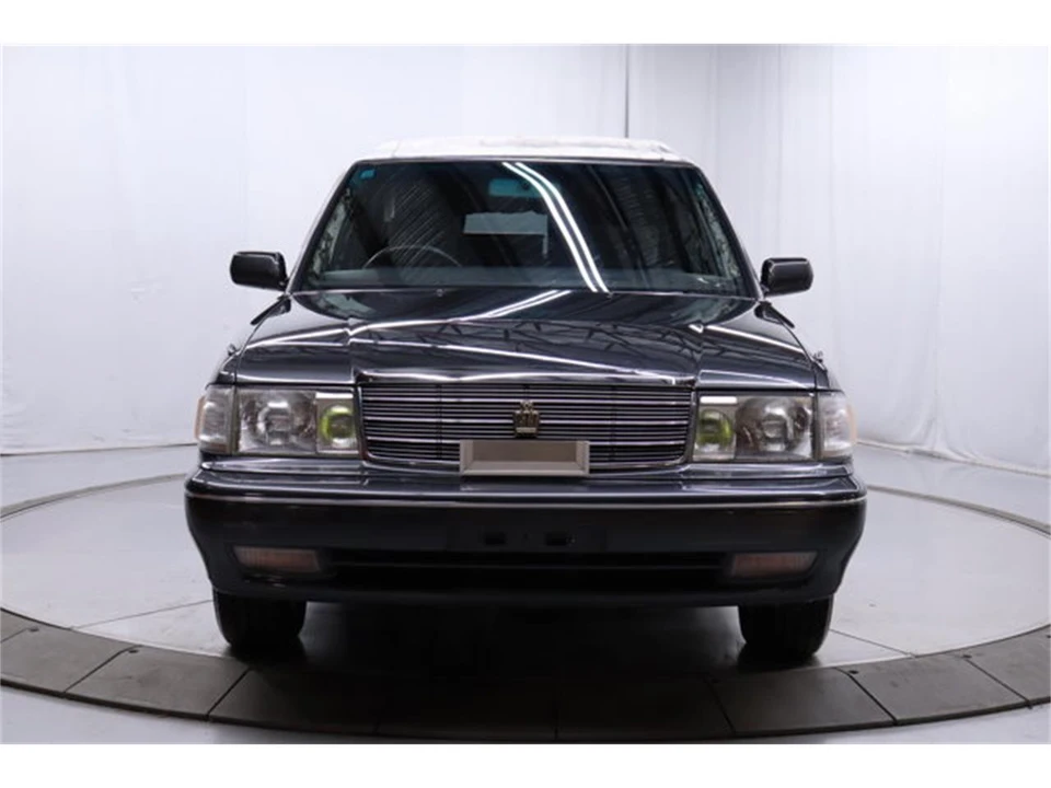 1999 Toyota Crown 10th Gen - Image 3 of 31